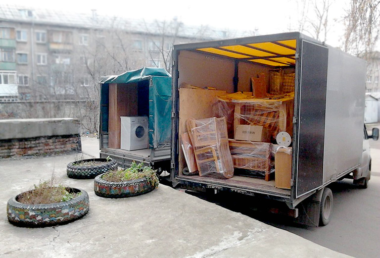 Заказать грузовое такси для перевозки догрузом из Санкт-Петербург в Москва